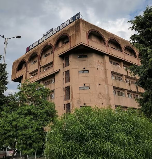 Dr. Baba Saheb Ambedkar Medical College, Rohini — campus exterior