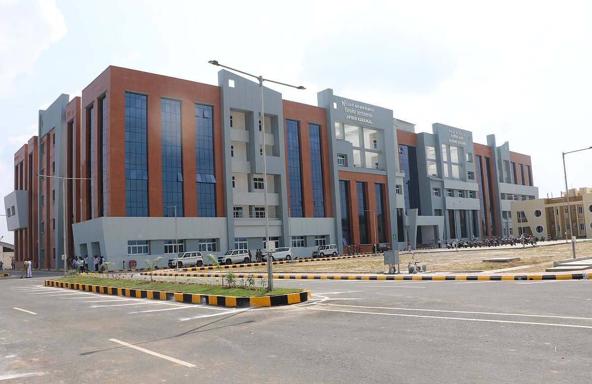 JIPMER Karaikal, Puducherry — campus exterior
